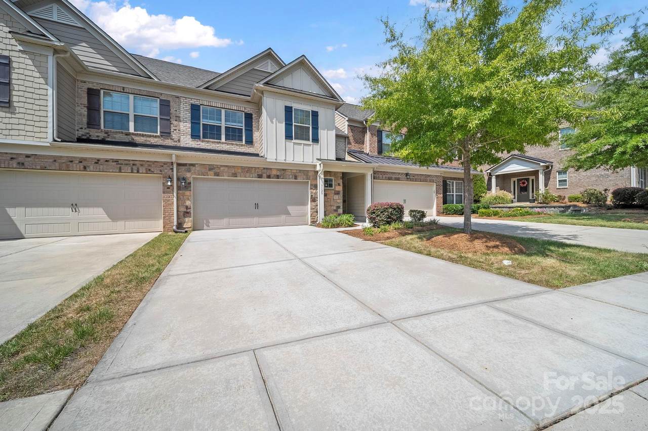 3129 Hartson Pointe Drive - Photo 1