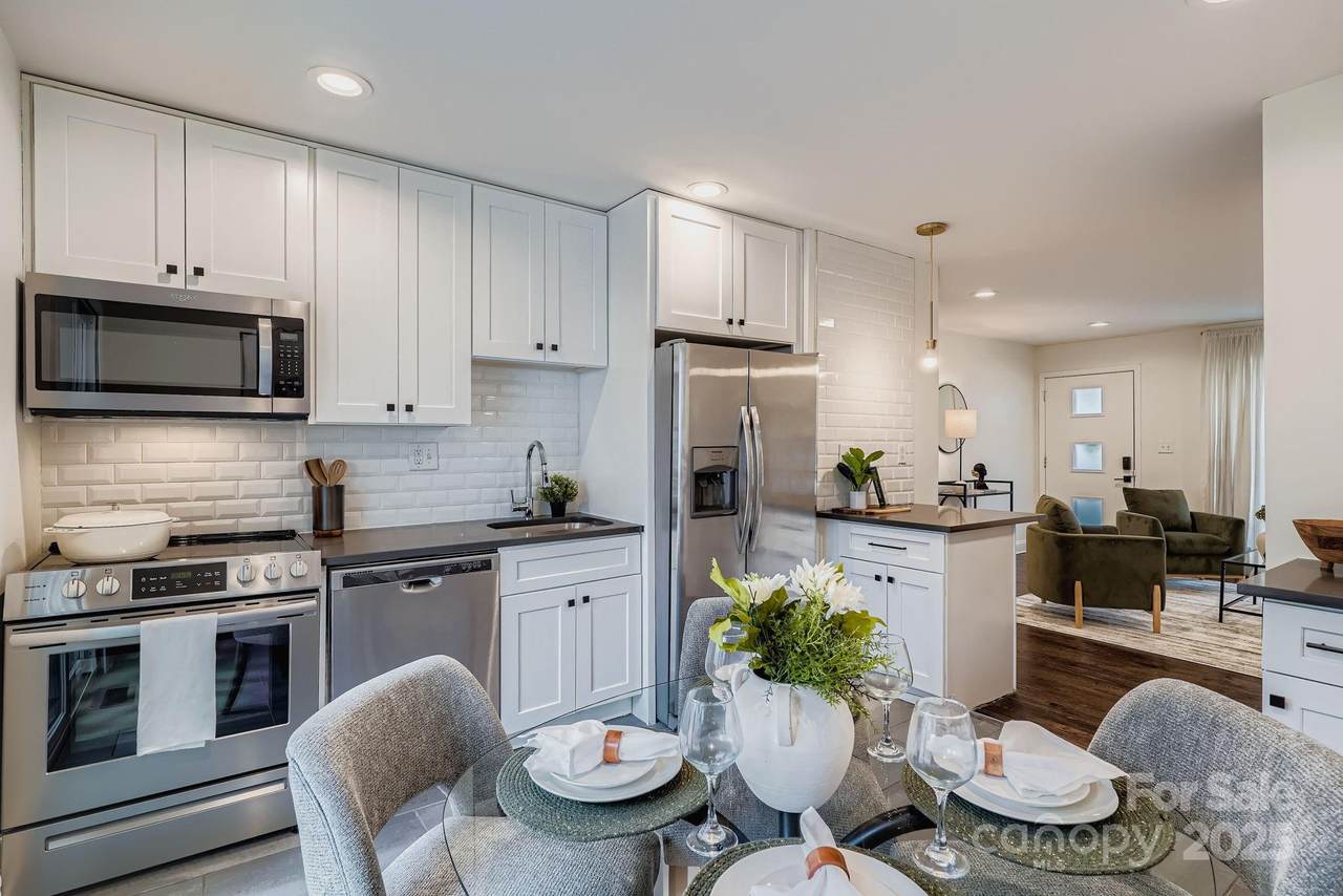 1608 Herrin Avenue - Photo 1