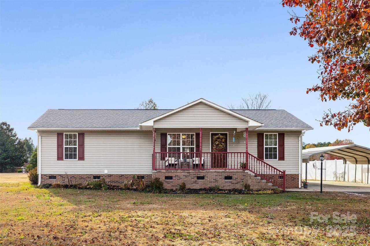 143 Flushing Drive - Photo 1