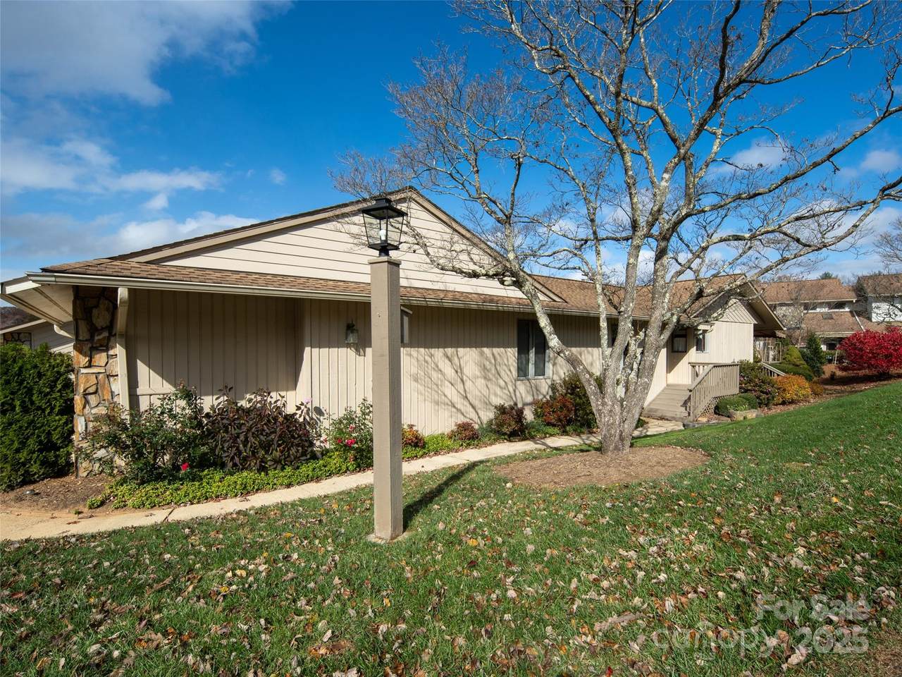 112 Clubwood Court - Photo 1