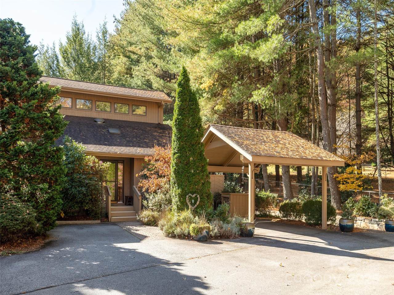 604 Spanish Oak Lane - Photo 1