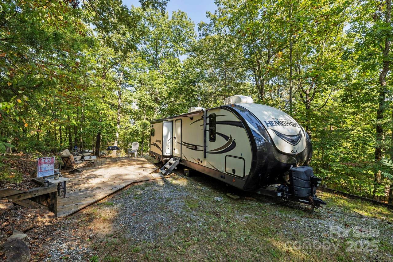 394 Doves Way - Photo 1