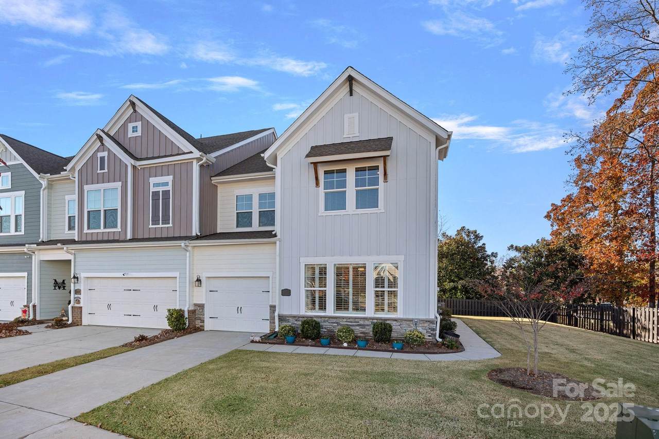 8130 Houser Street - Photo 1