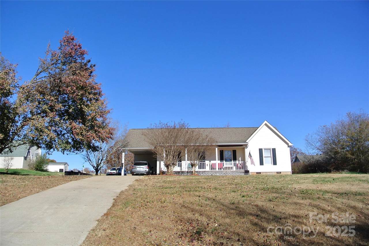 225 Mcdade Road - Photo 1