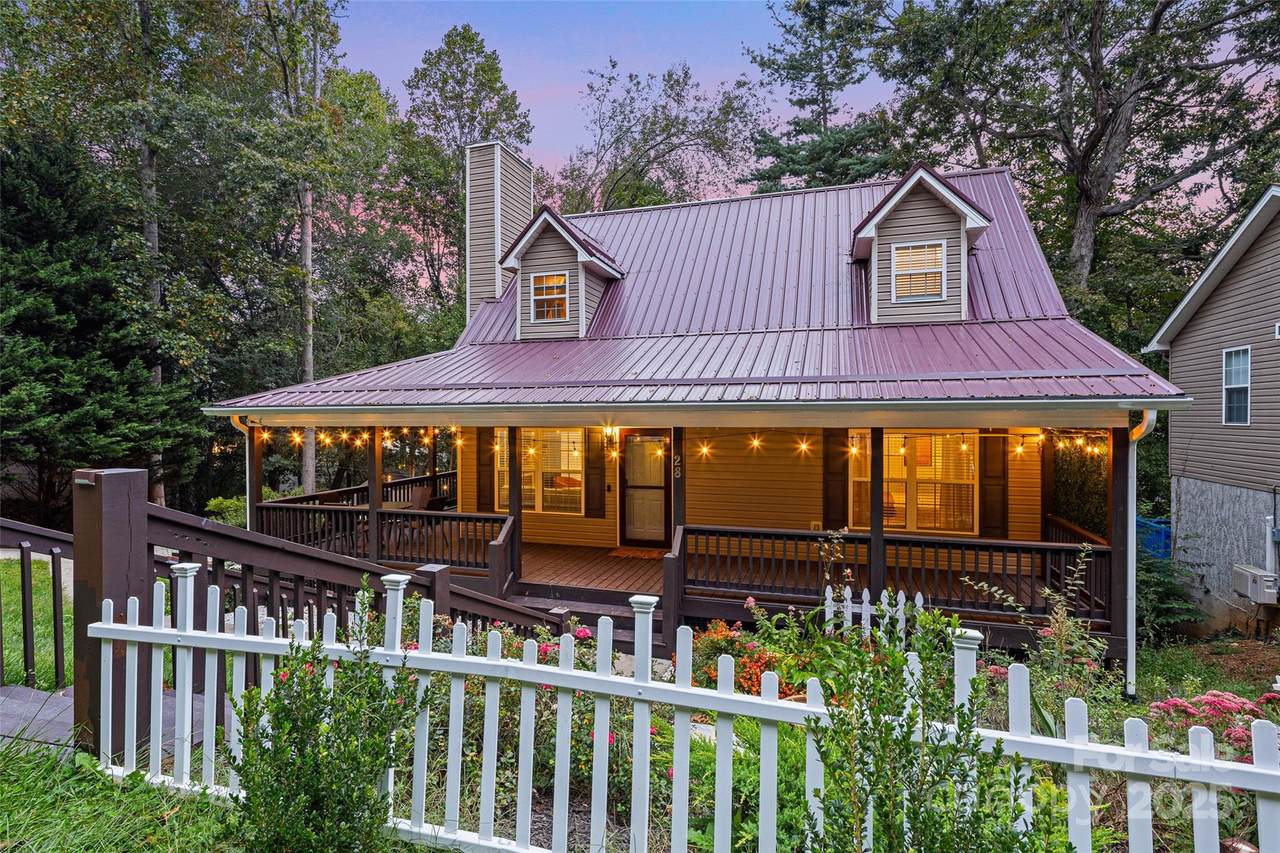 28 Grove Garden Avenue - Photo 1