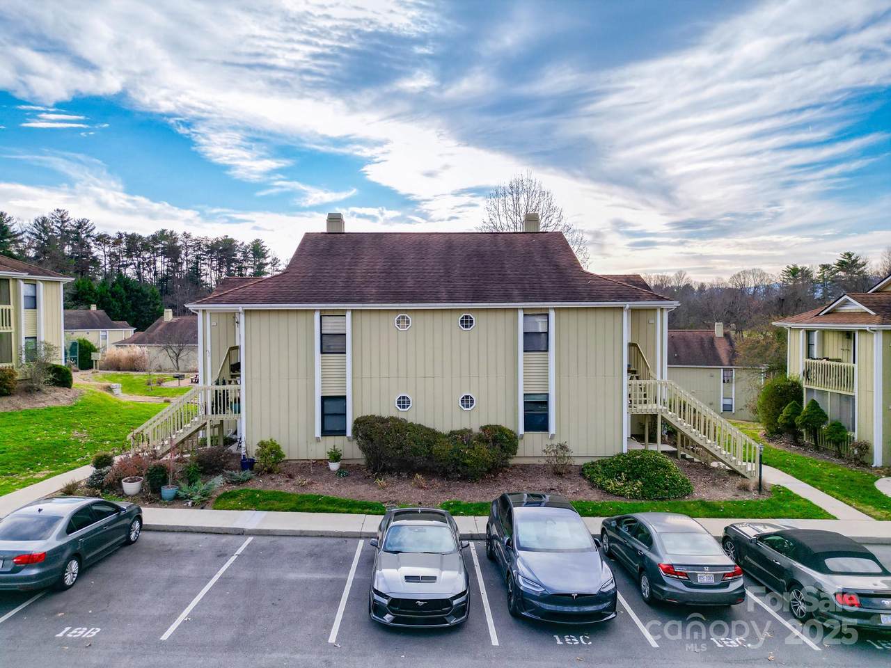 18 Heywood Road - Photo 1