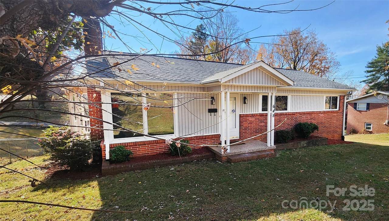 648 7th Avenue - Photo 1