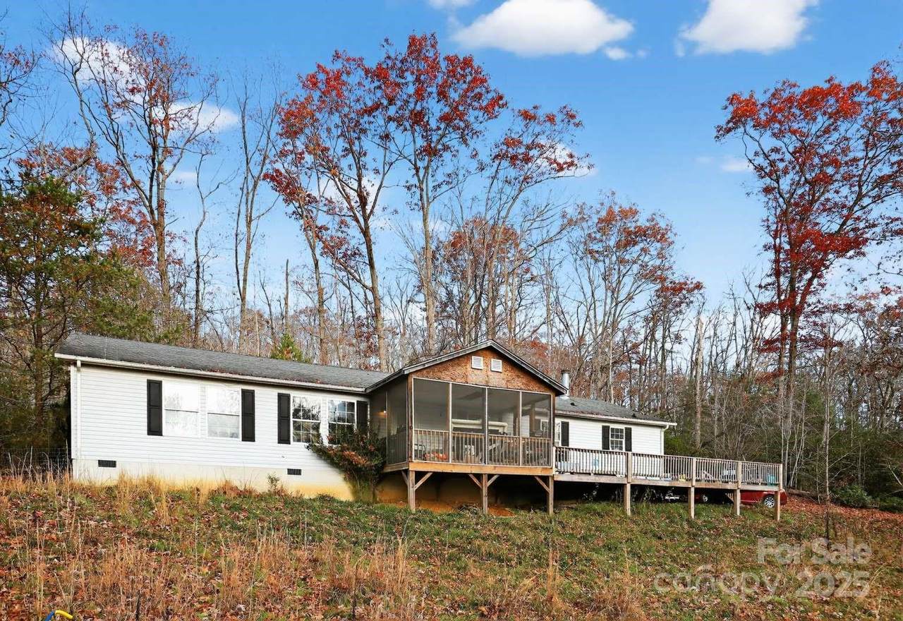 215 Amywood Lane - Photo 1