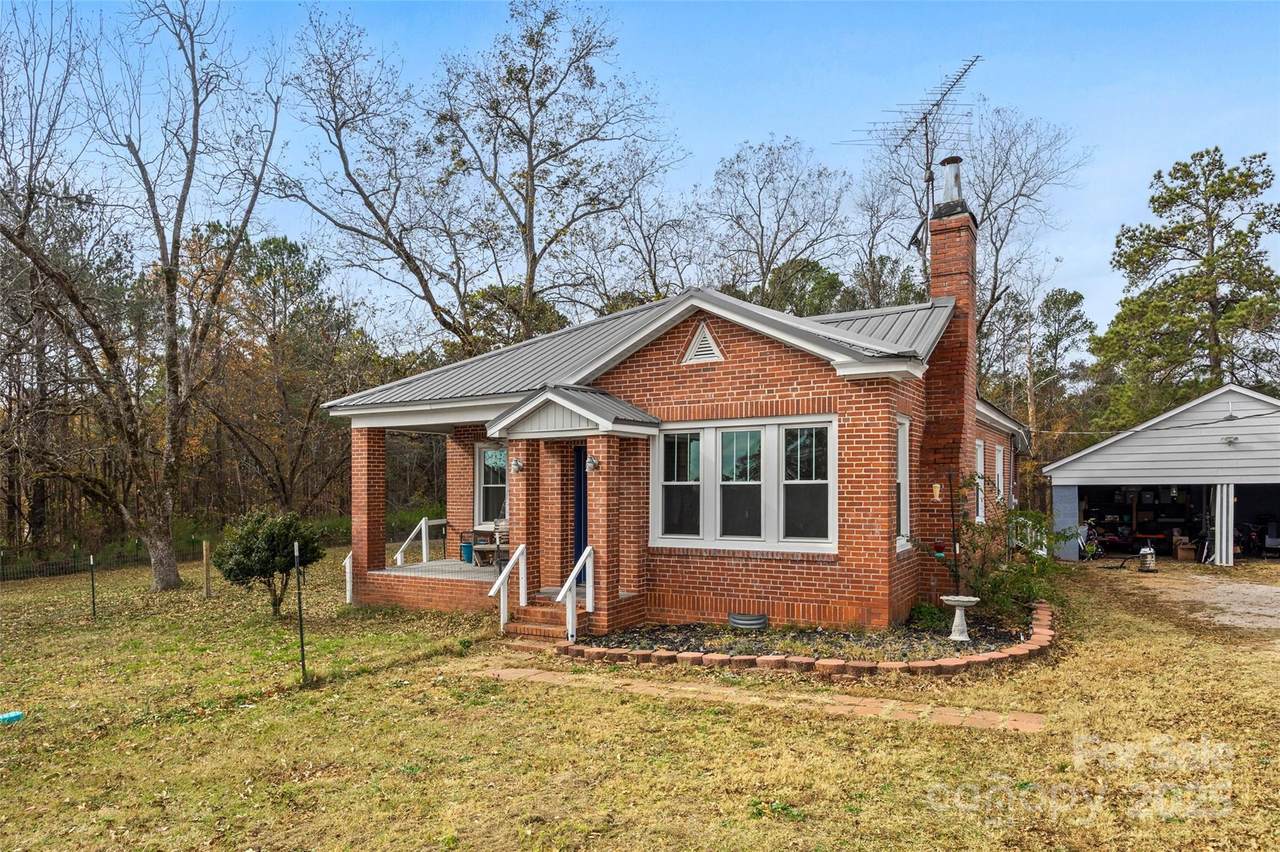 1339 Liberty Road - Photo 1