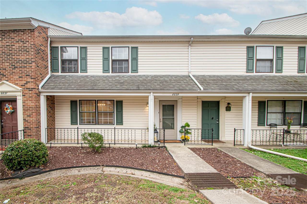 8839 Hunter Ridge Drive - Photo 1