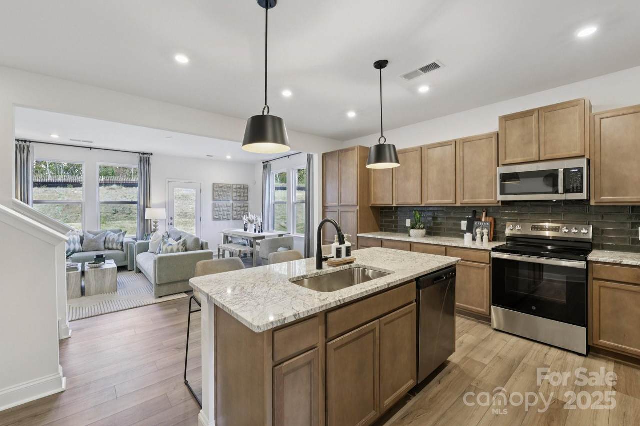 7705 Ethora Way - Photo 1