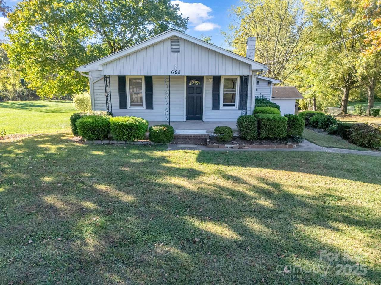 628 New Hope Road - Photo 1