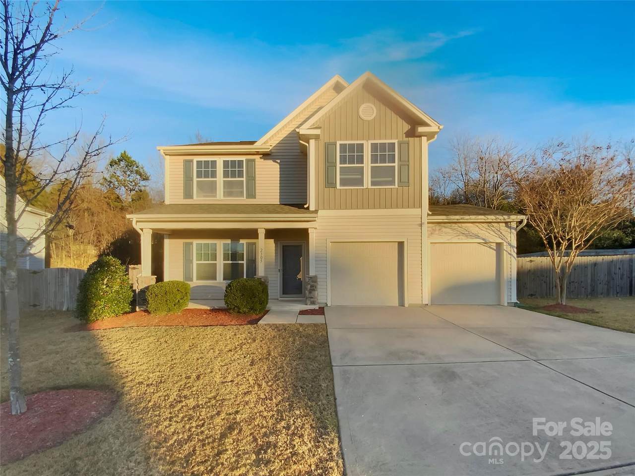 2305 Bloomfield Drive - Photo 1