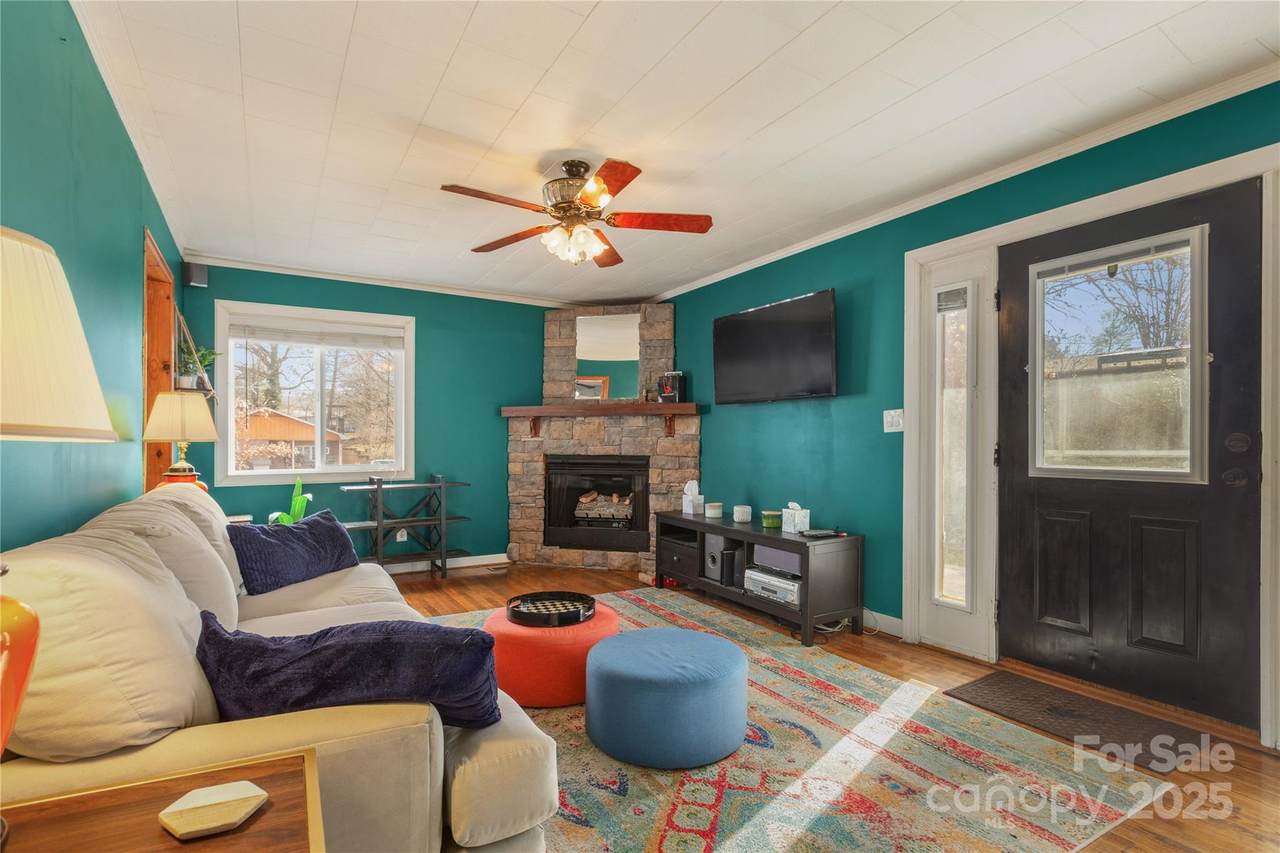 333 Oakview Park Road - Photo 1