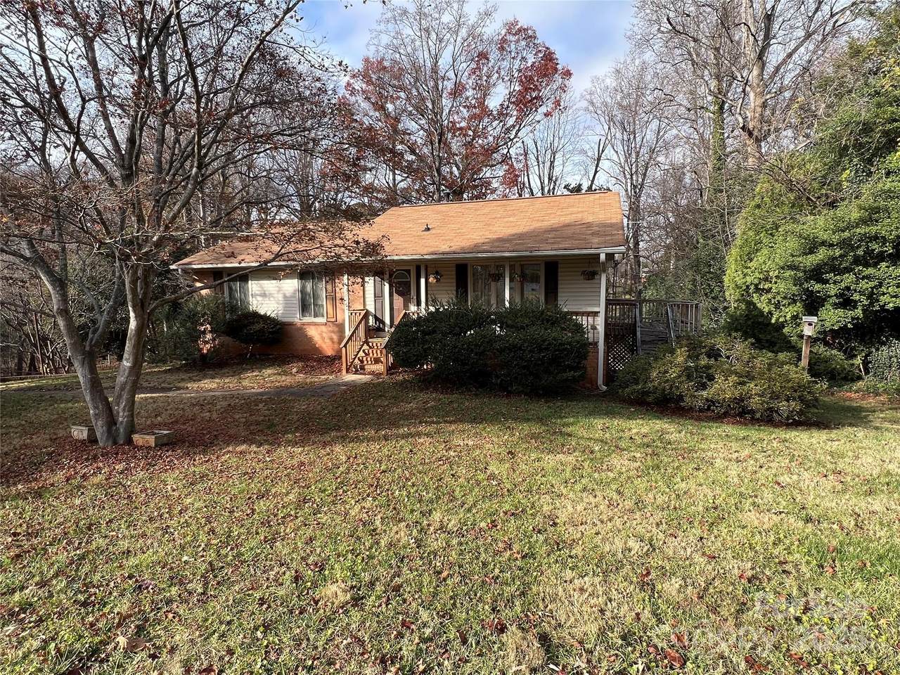 3816 Farrhill Drive - Photo 1