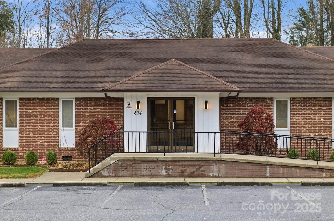 824 Lower Creek Drive - Photo 1