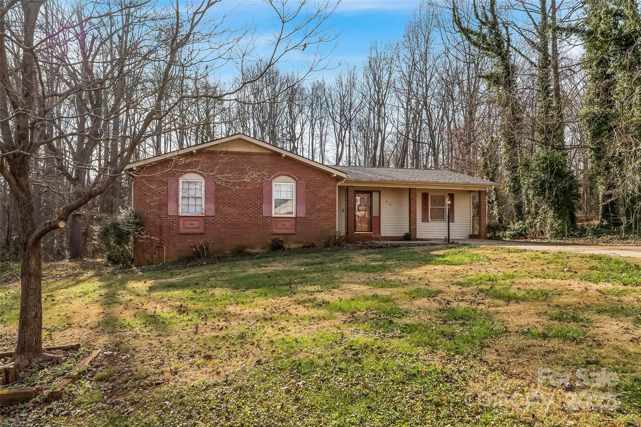 109 Dogwood Court - Photo 1