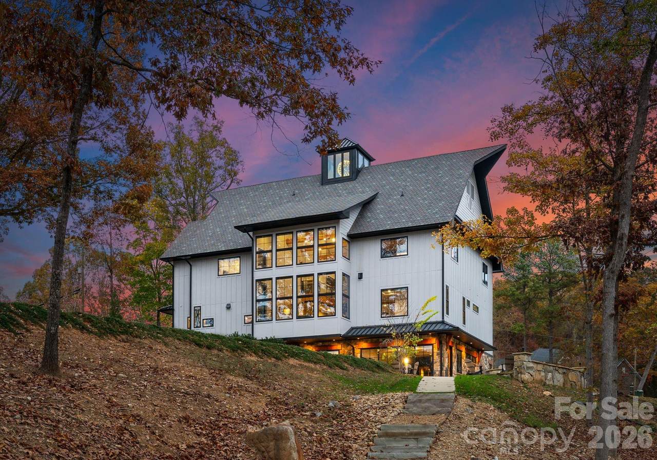 222 Greenbay Road - Photo 1
