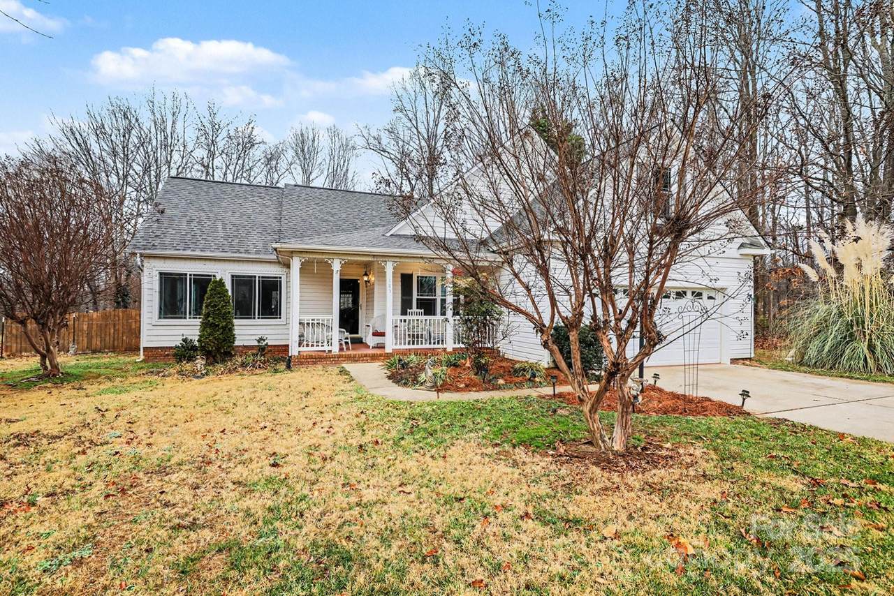 185 Fairfield Lane - Photo 1