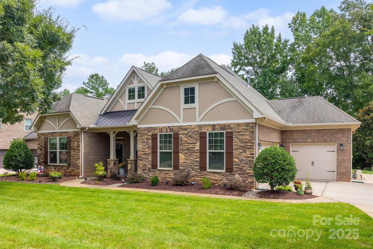 7097 Brookstone Lane - Photo 1