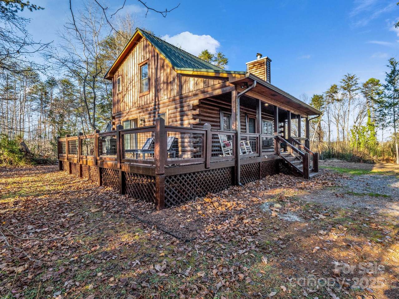 132 Grandview Drive - Photo 1