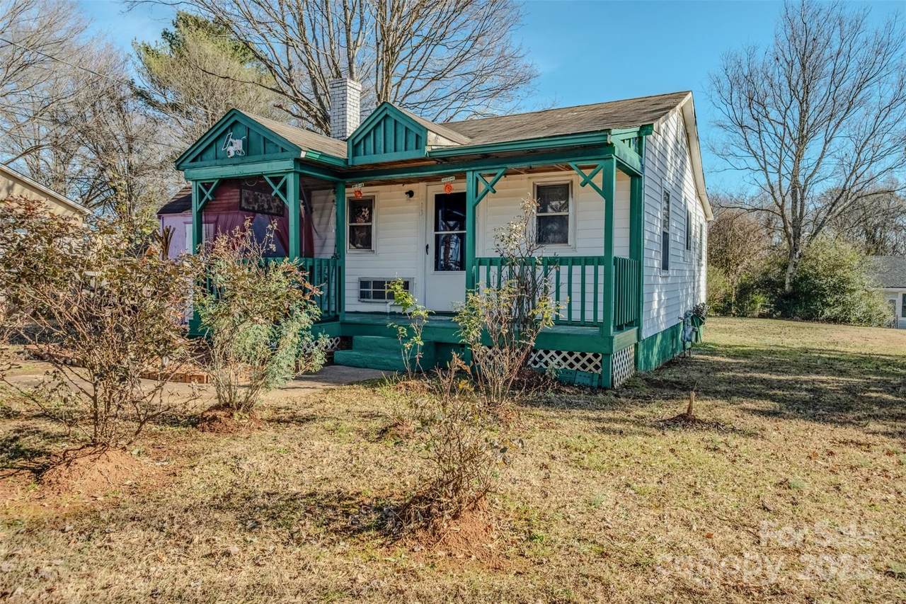 213 Bakery Lane - Photo 1
