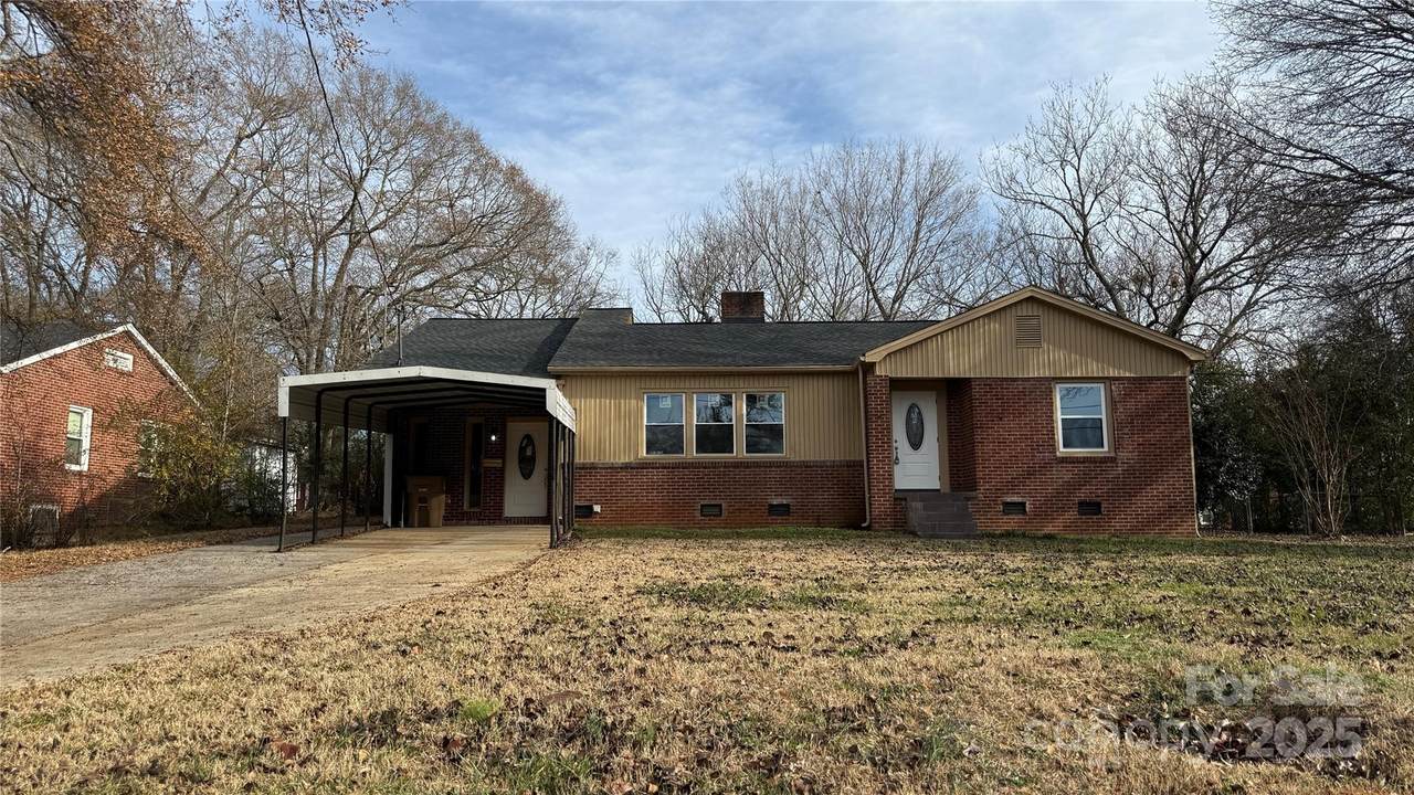 809 Howard Street - Photo 1