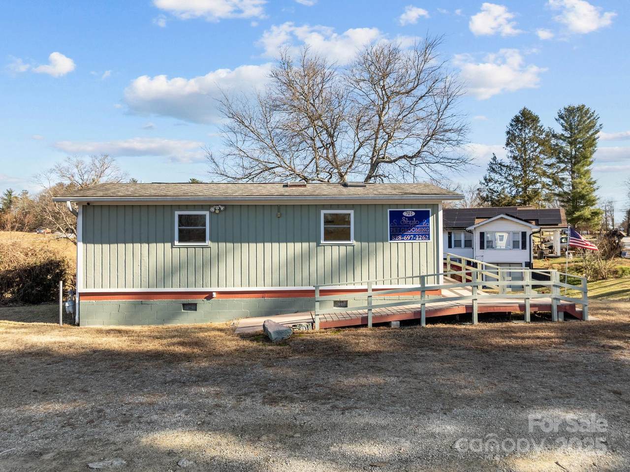 701 Dana Road - Photo 1