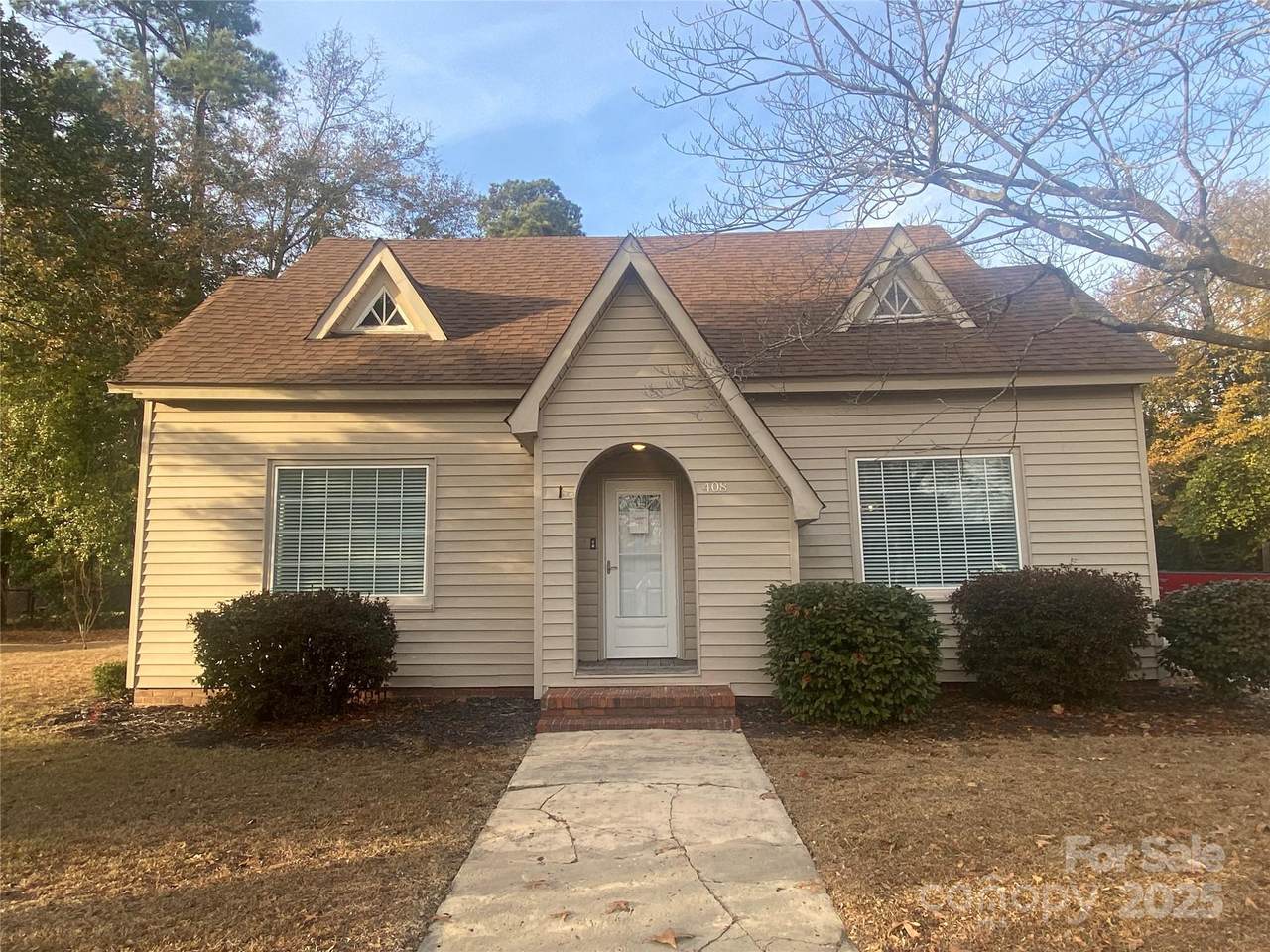 408 Mcgregor Street - Photo 1