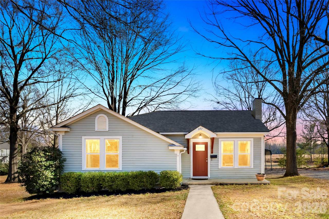 217 Winburn Street - Photo 1