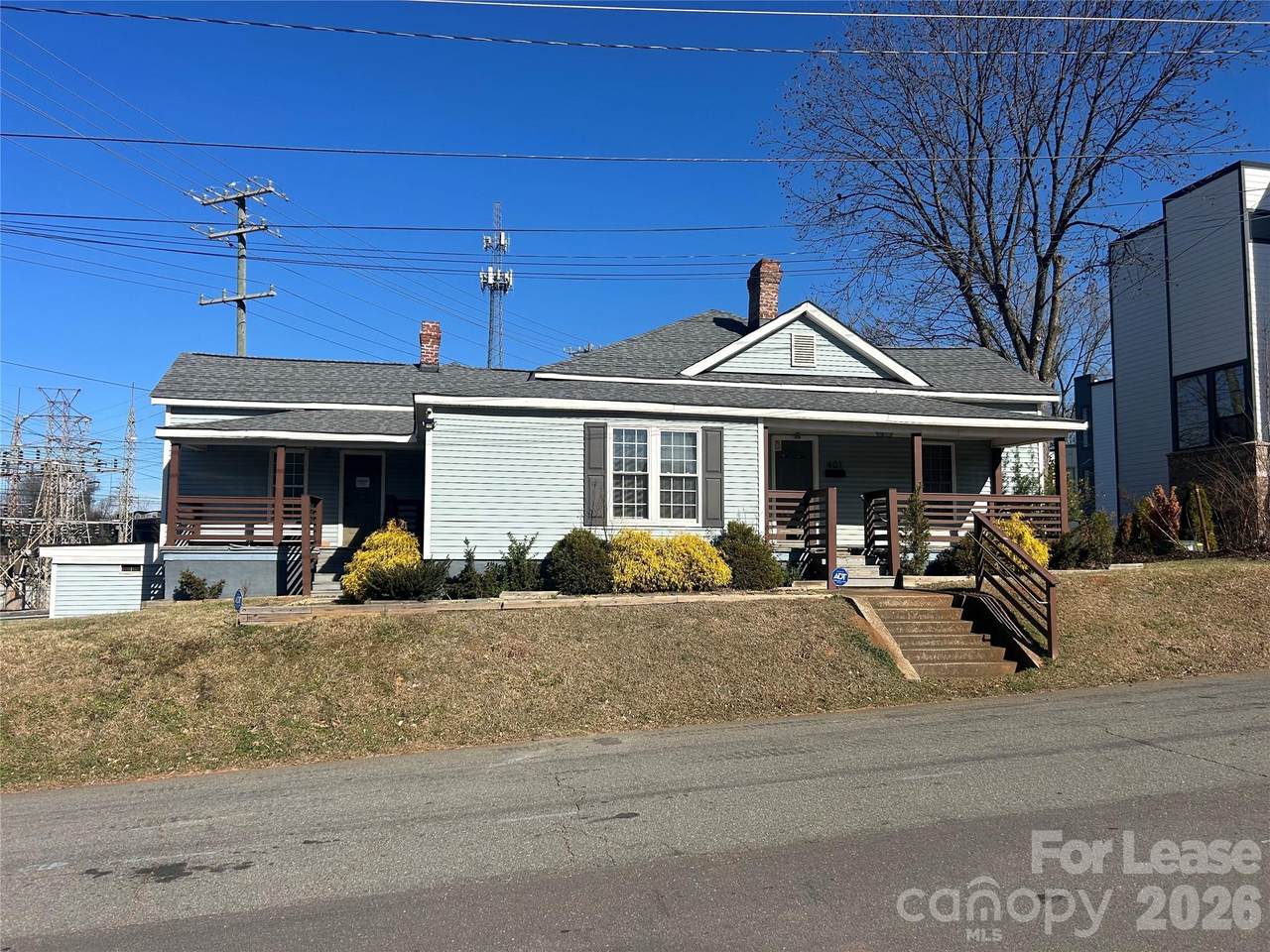 401 Charles Avenue - Photo 1