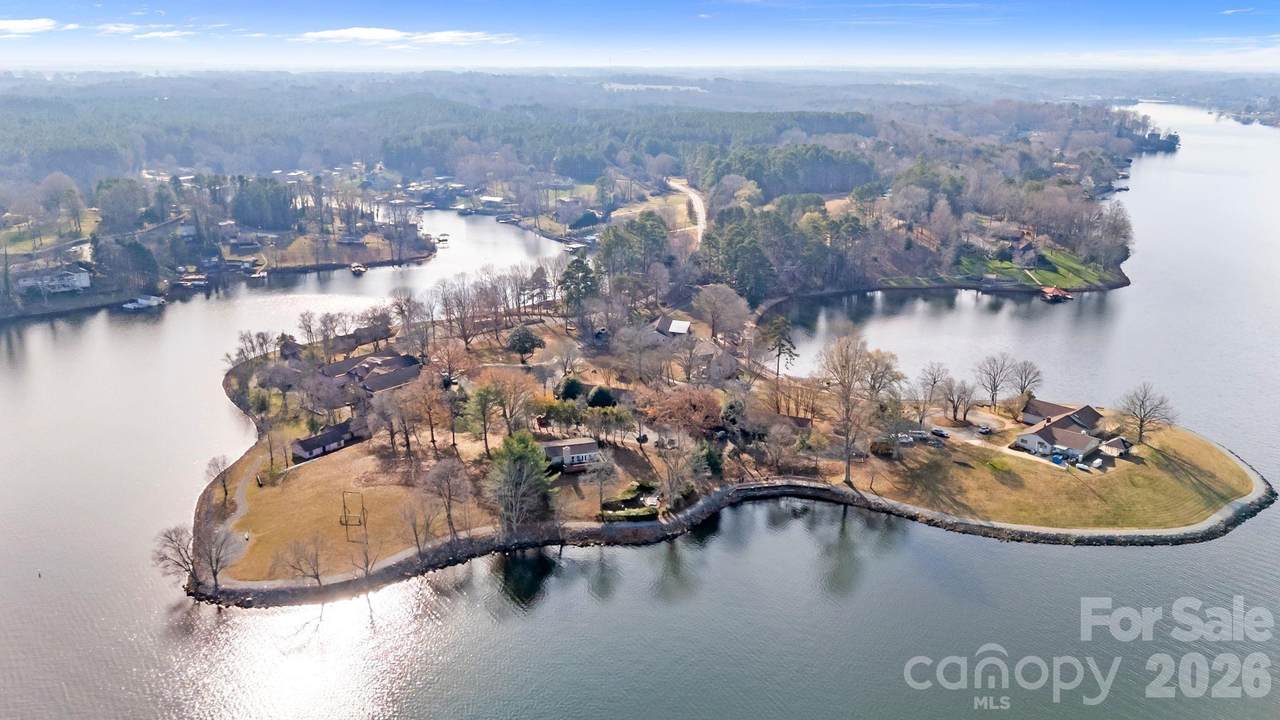 6692 Valwood Road - Photo 1