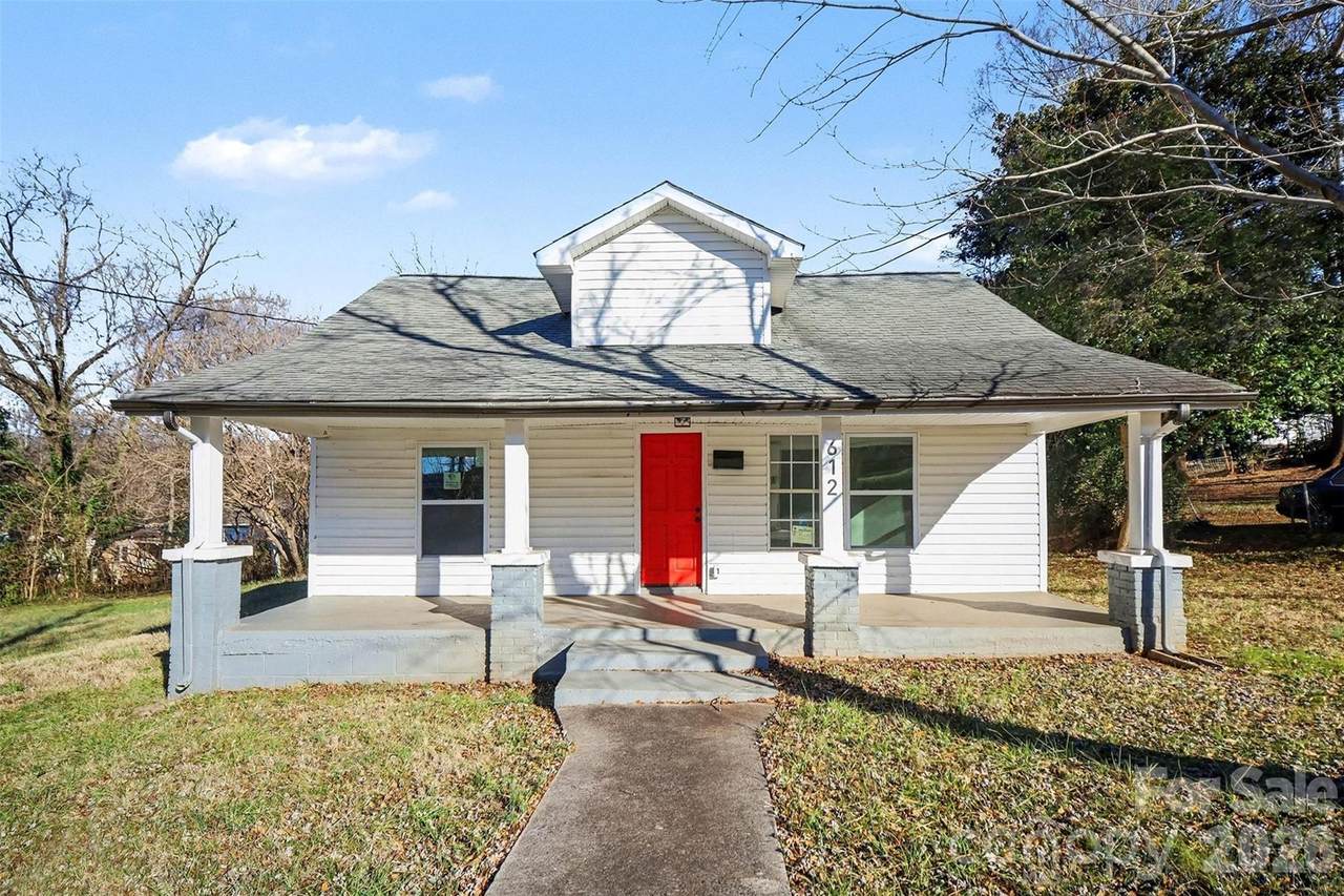 612 E Street - Photo 1