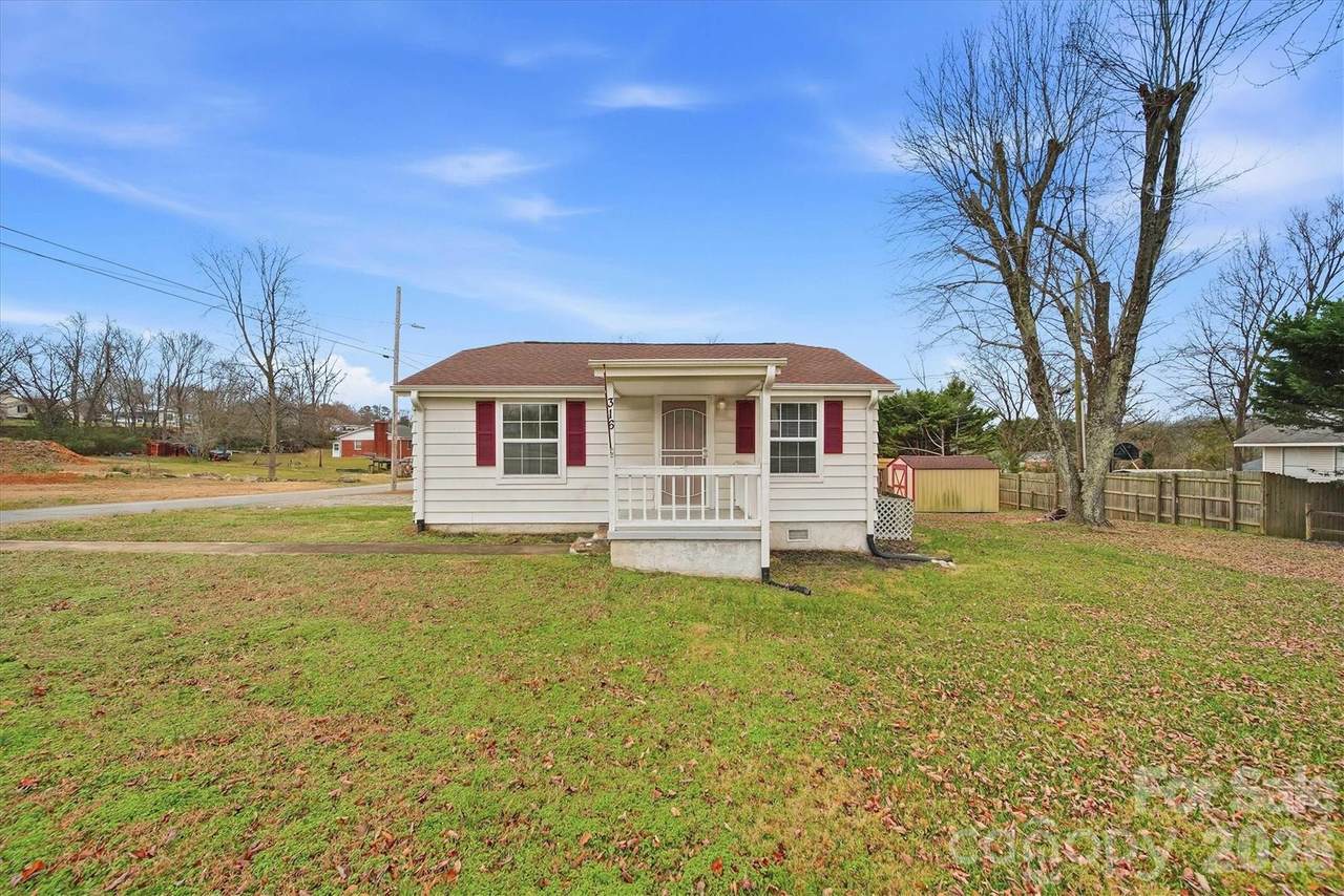 316 23rd Street - Photo 1