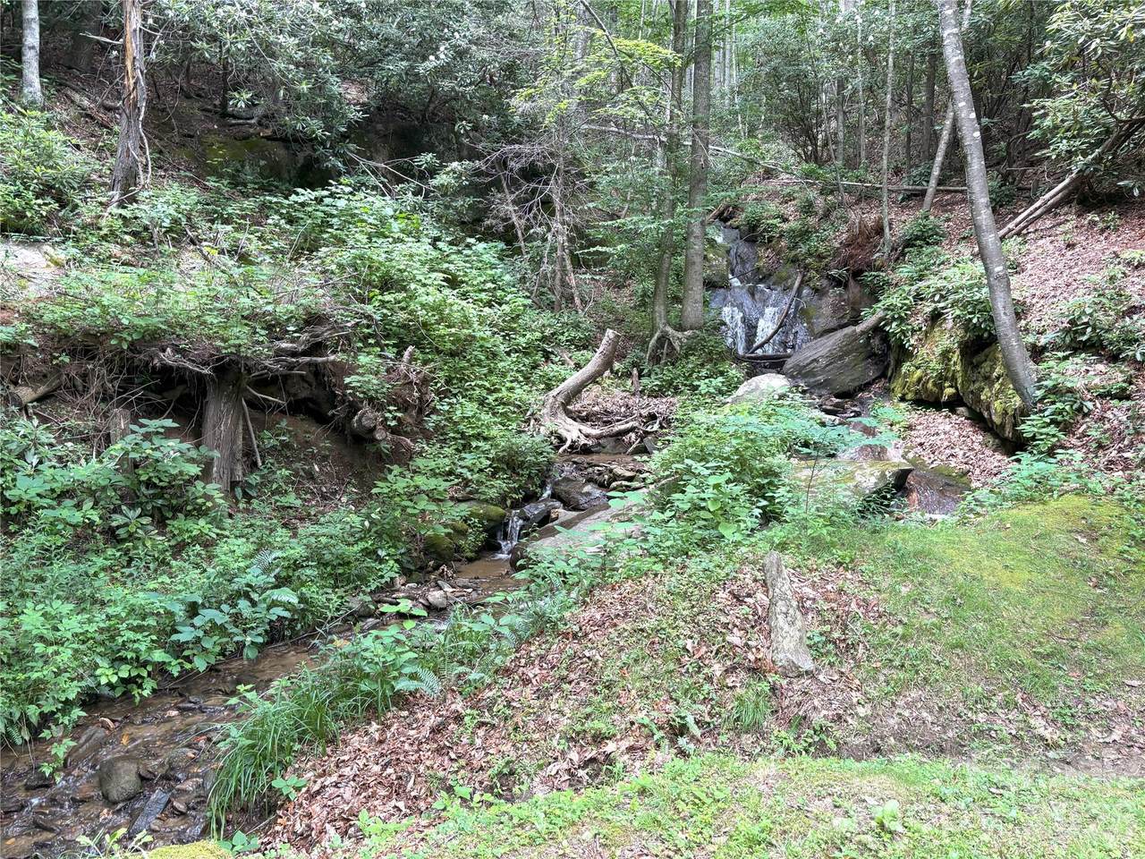 000 Valley View Drive - Photo 1