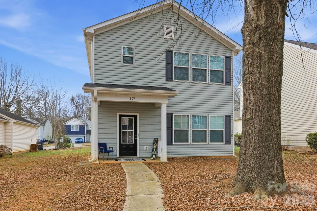 609 Mulberry Street - Photo 1