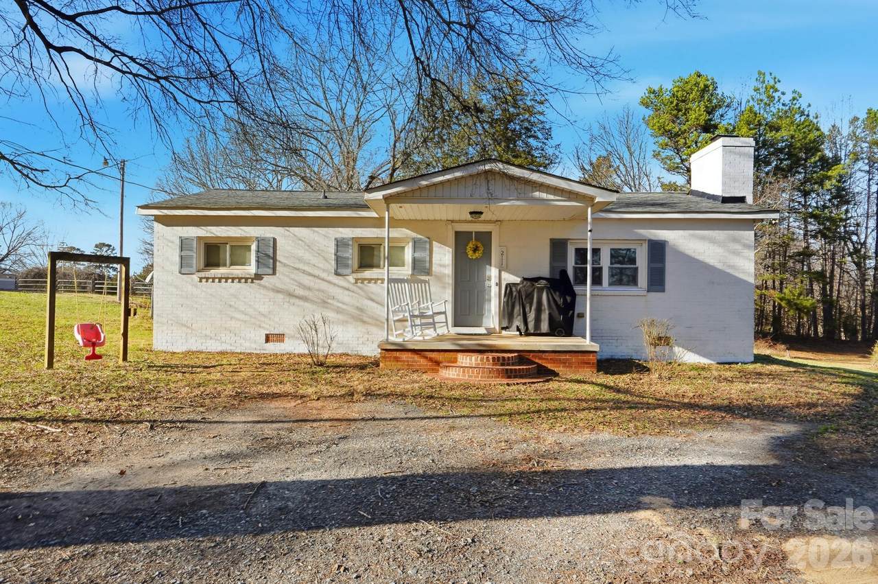 211 Ratchford Farm Road - Photo 1