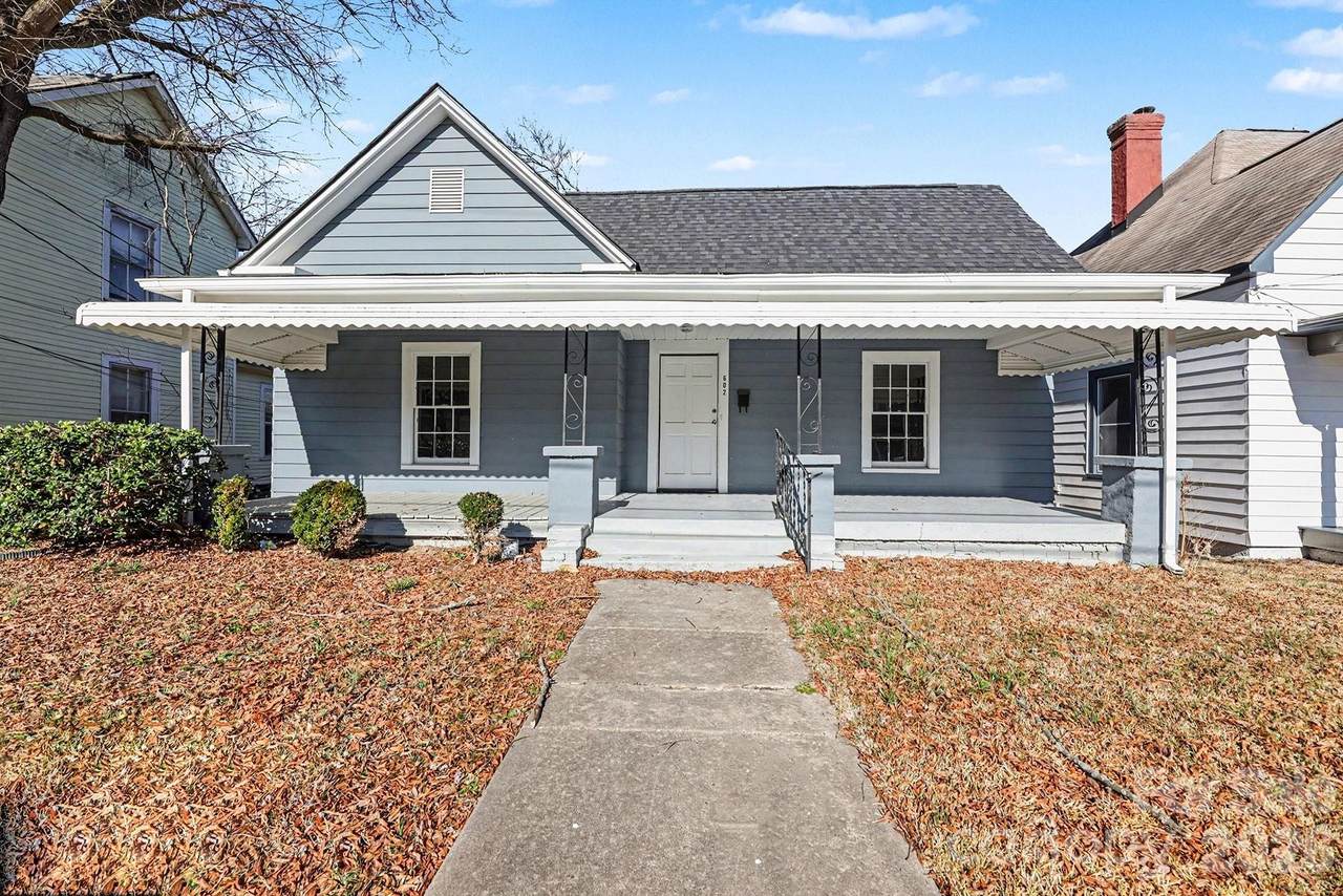 602 Carolina Avenue - Photo 1