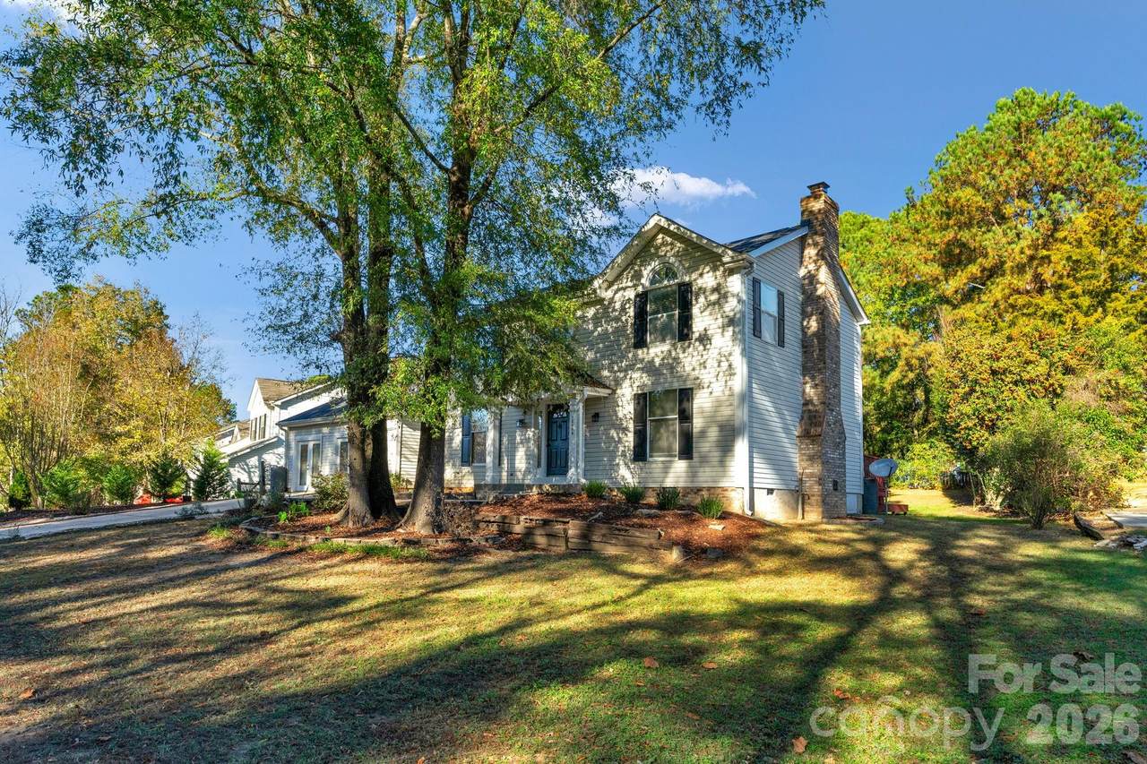12006 Woodside Falls Road - Photo 1