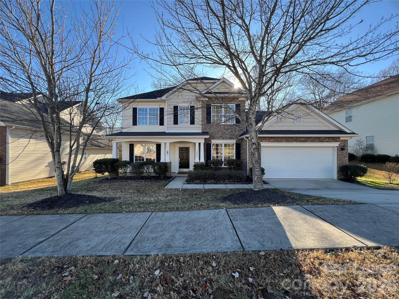 5002 Fine Robe Drive - Photo 1