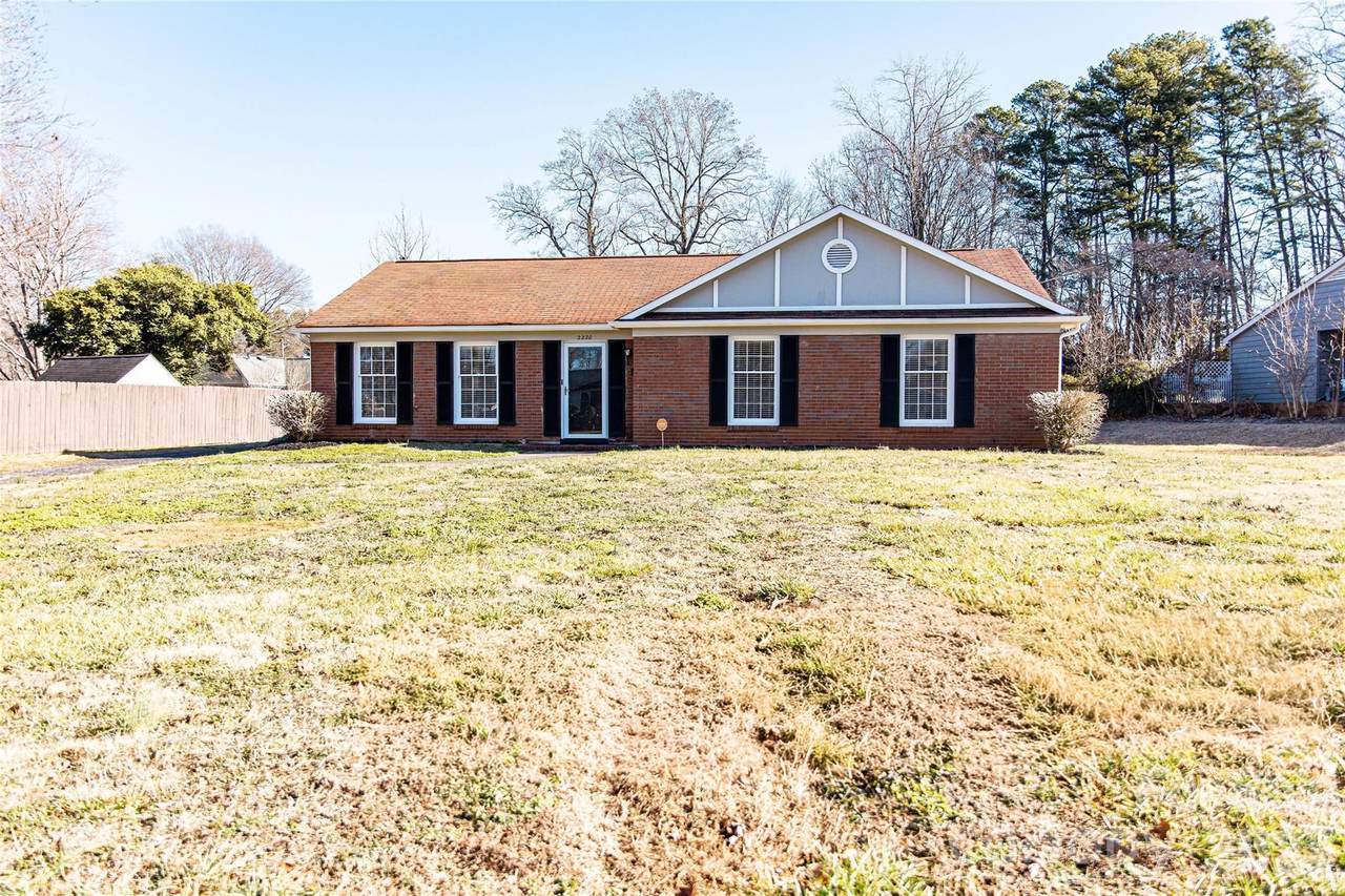 2220 Gaines Avenue - Photo 1