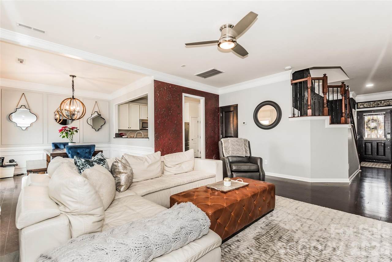 10426 Blairbeth Street - Photo 1