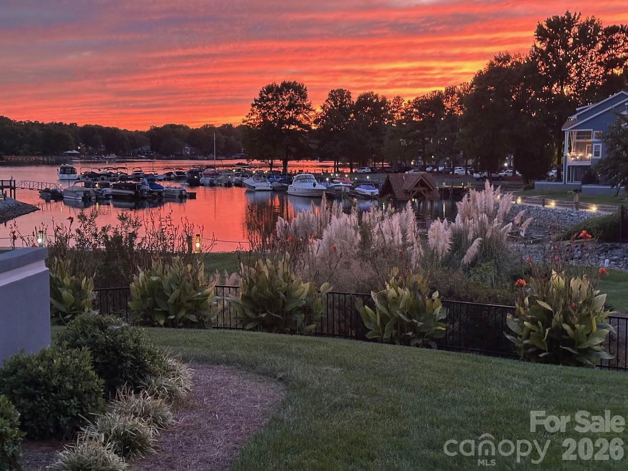 1113 Torrence Circle - Photo 1