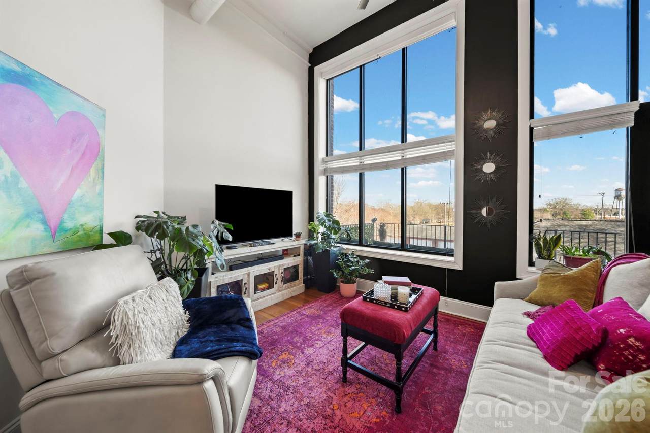 589 Catawba Street - Photo 1