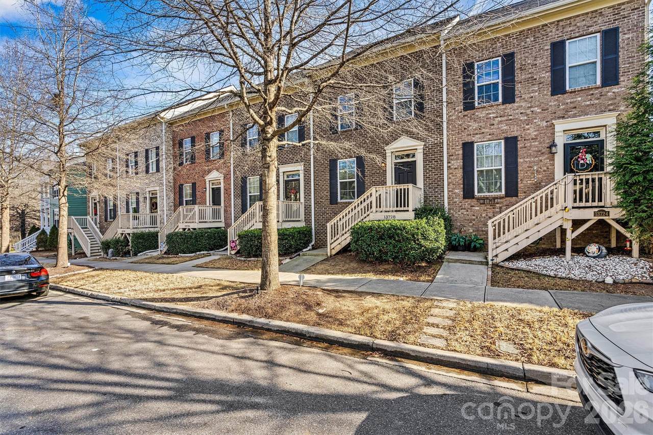 13728 Cinnabar Place - Photo 1