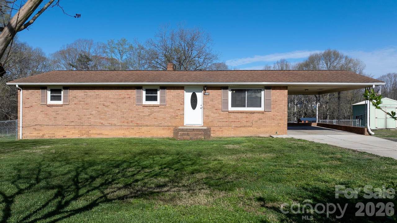 2576 Kingston Street - Photo 1