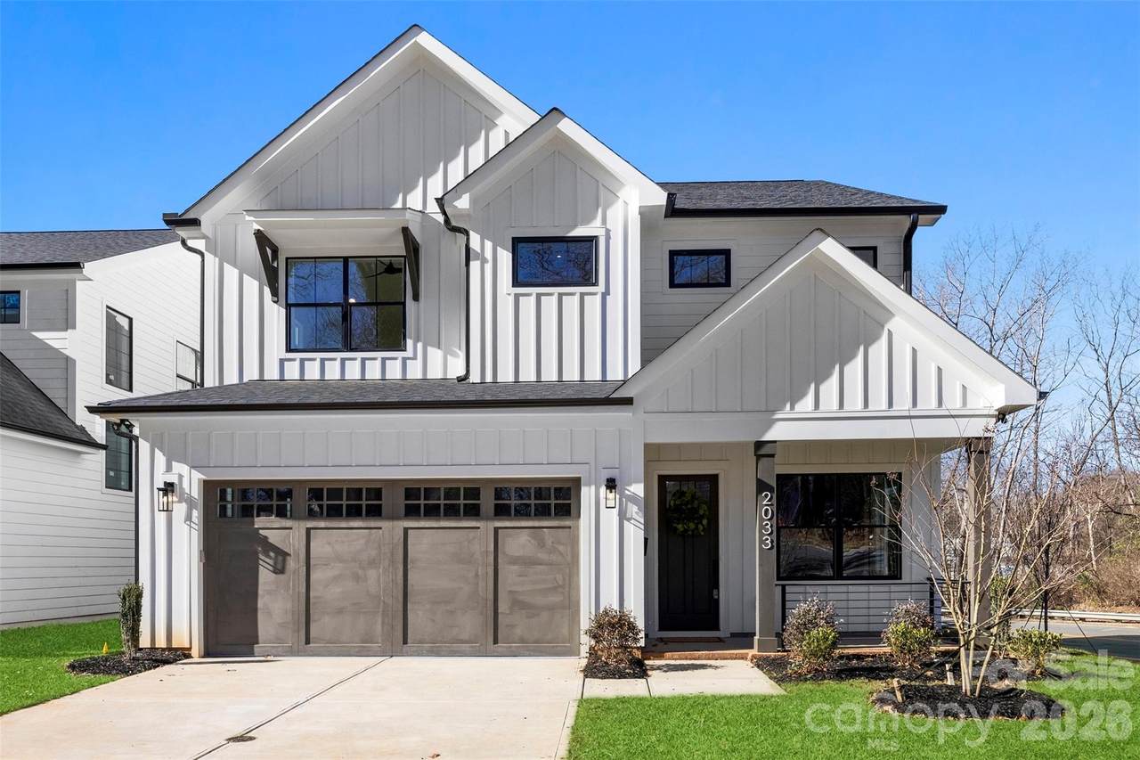 2033 South Street - Photo 1