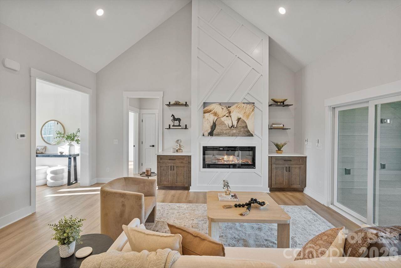 1135 Stonegate Drive - Photo 1