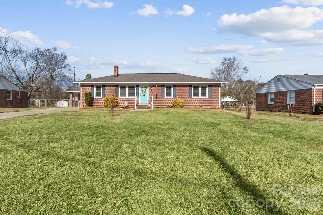 106 Abell Street - Photo 1