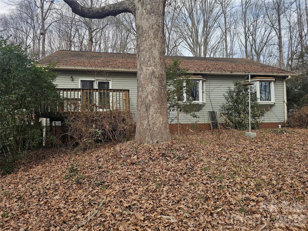 130 Eagles Nest Lane - Photo 1